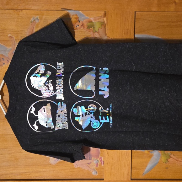 Universal Shirt - Picture 6 of 10